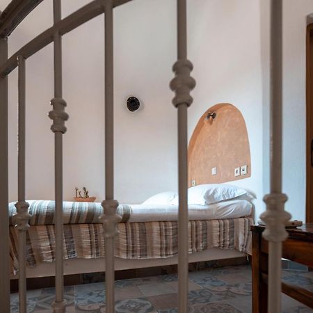 Xaraki Traditional Houses Folégandros エクステリア 写真